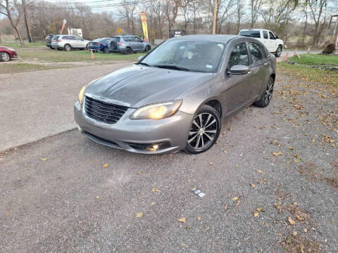 2013 Chrysler 200 Touring