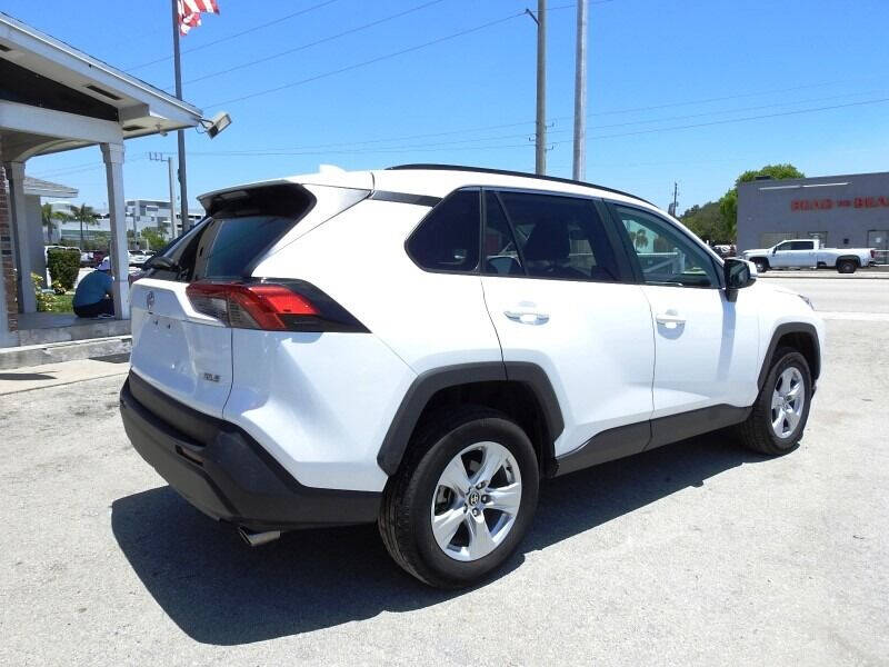 2021 Toyota RAV4  - $23,900