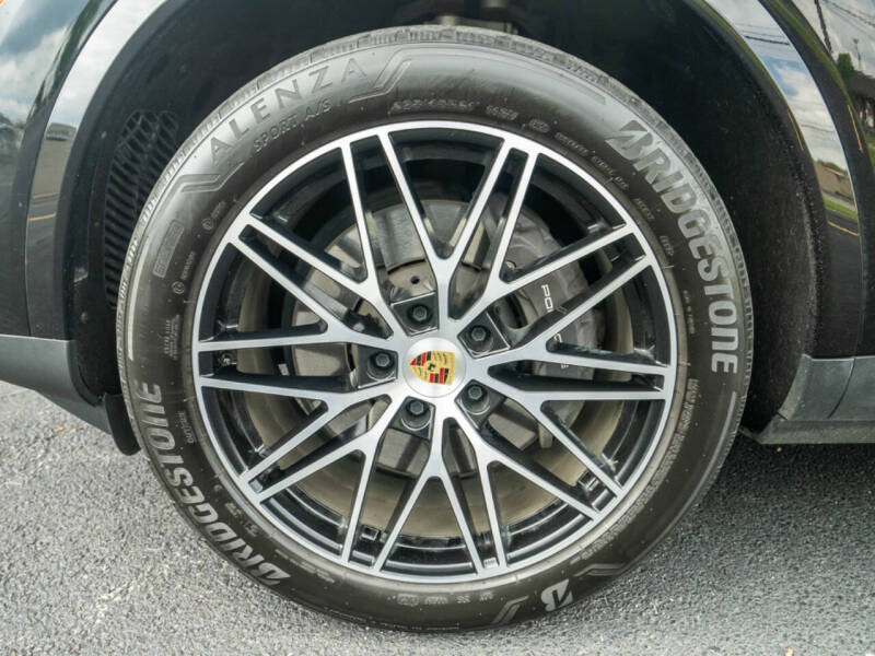 2024 Porsche Cayenne