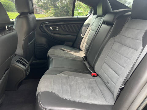 2018 Ford Taurus SHO