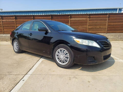 2011 Toyota Camry for sale at MMOTORS in Dallas TX
