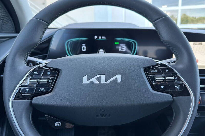 2026 Kia Niro EX