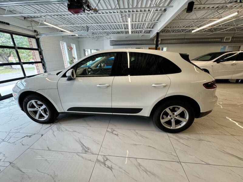 2017 Porsche Macan