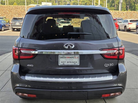2024 Infiniti QX80 Luxe