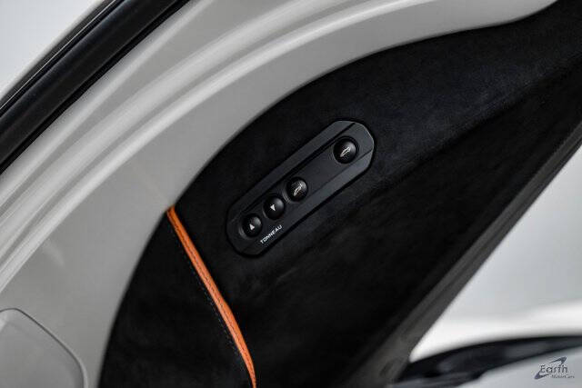 2013 McLaren MP4-12C Spider