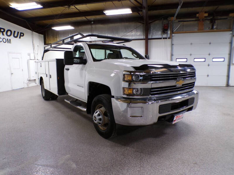 2017 Chevrolet Silverado 3500HD CC