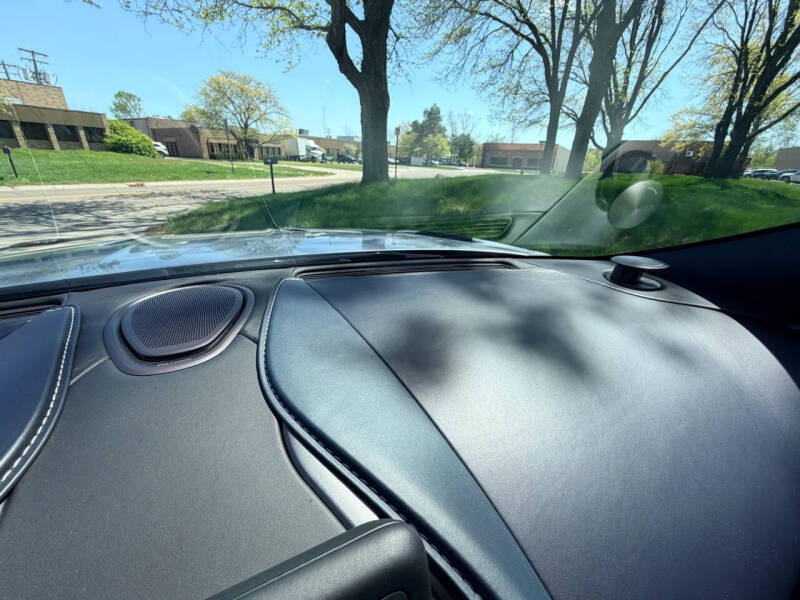 2018 Aston Martin DB11 V12