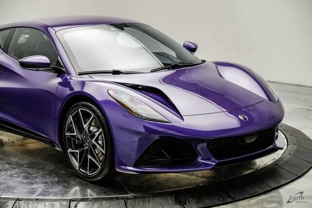 2026 Lotus Emira V6 SE