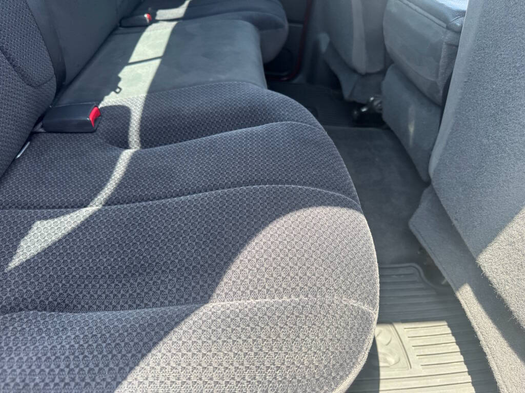 2005 Dodge Ram 2500 26
