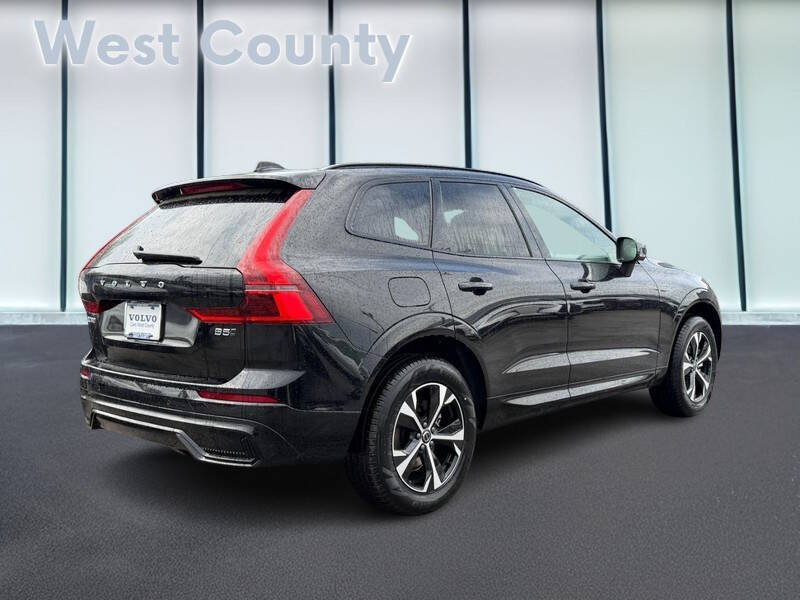2026 Volvo XC60 B5 Core
