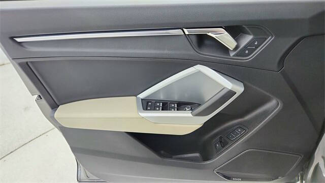 2024 Audi Q3 quattro S line Prem Plus 45 TFSI