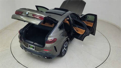 2023 BMW X6 xDrive40i