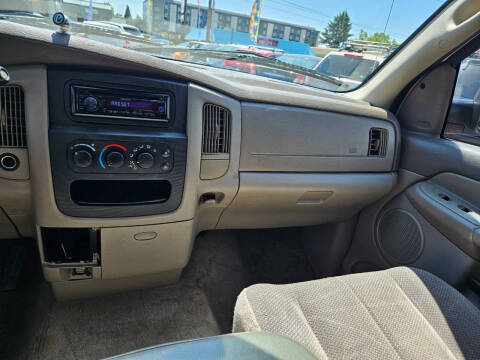 2004 Dodge Ram 2500 SLT