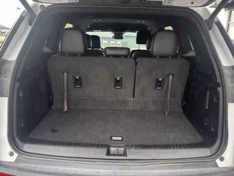 2024 GMC Acadia Elevation