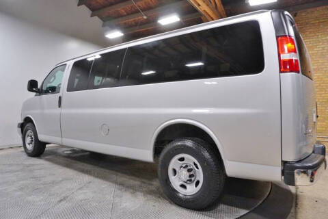 2017 Chevrolet Express LT 3500