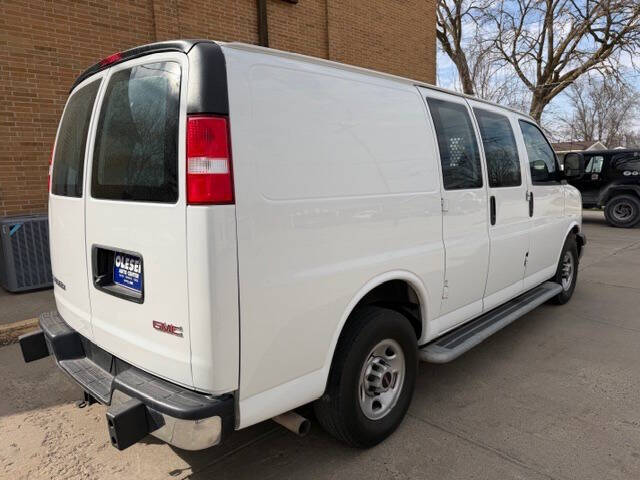 2021 GMC Savana 2500