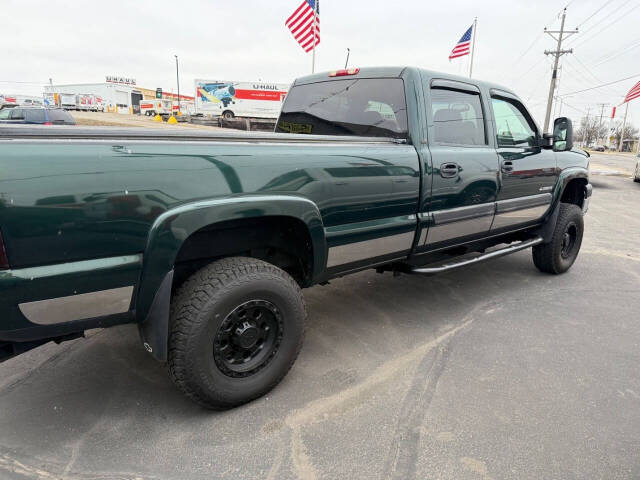 2005 Chevrolet Silverado 2500HD for sale at Car Smart Of St. Cloud in Saint Cloud, MN