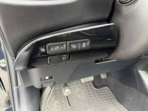 2020 Toyota Prius L Eco