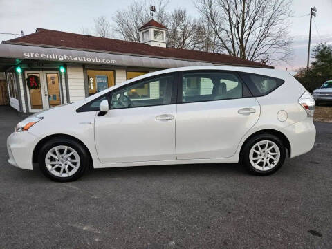 2014 Toyota Prius v Three