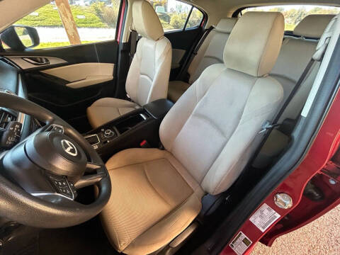 2017 Mazda MAZDA3 Sport