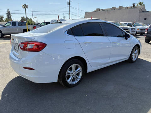 2018 Chevrolet Cruze LT Auto