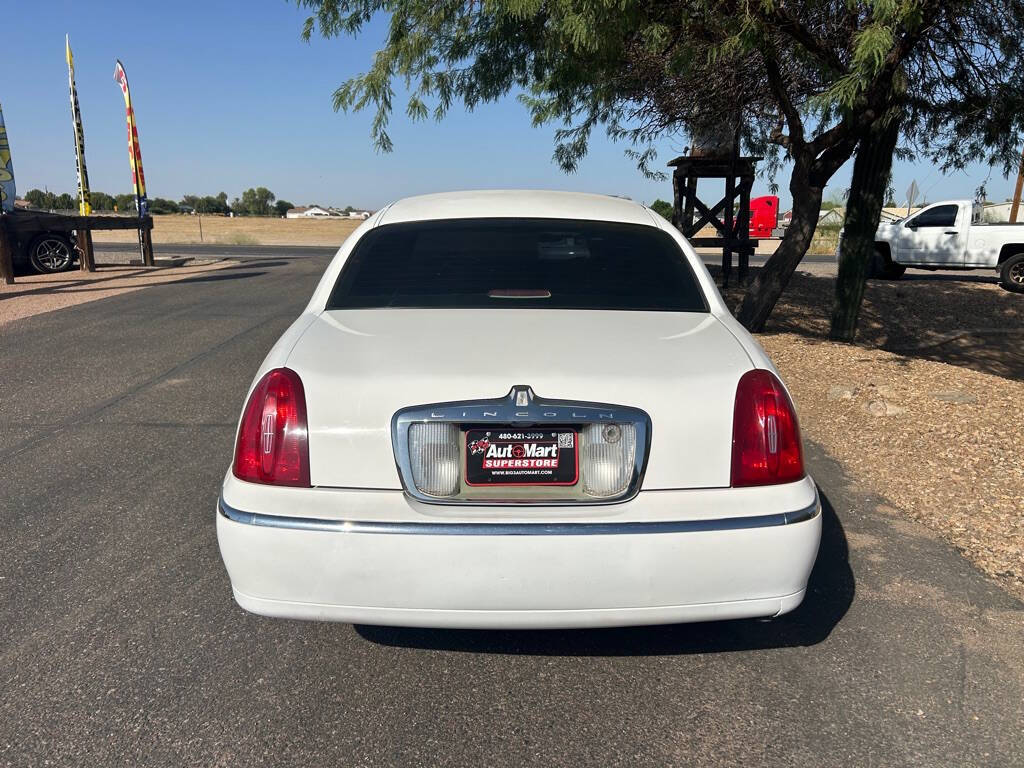 2000 Lincoln Town Car for sale at Big 3 Automart At Double H Auto Ranch in QUEEN CREEK, AZ