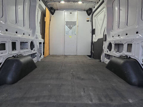 2022 Ford Transit 250