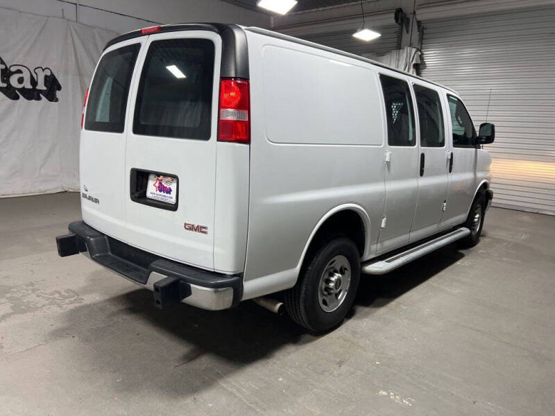 2023 GMC Savana 2500