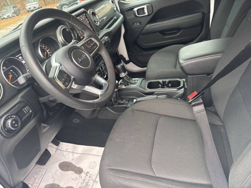 2023 Jeep Gladiator Overland