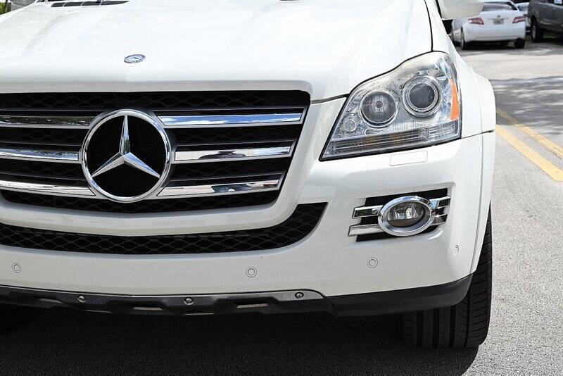 2009 Mercedes-Benz GL-Class 11