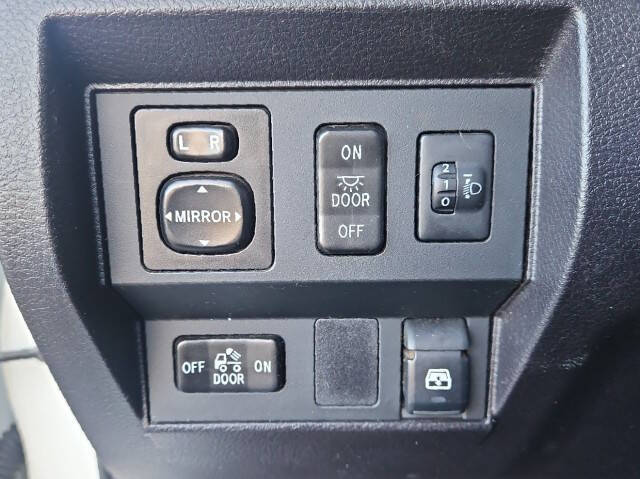 2014 Toyota Tundra SR5