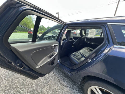 2015 Volvo V60 T5 Drive-E Platinum