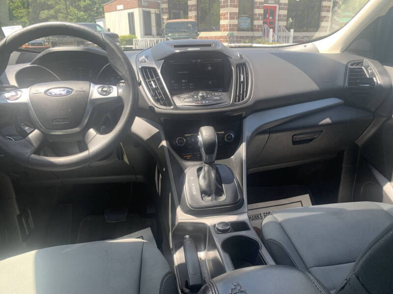 2015 Ford Escape SE