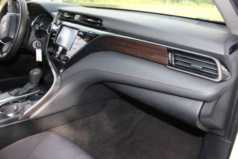 2020 Toyota Camry LE