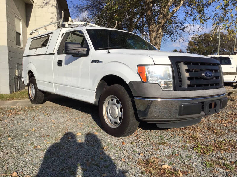 2012 Ford F-150 XL's photo