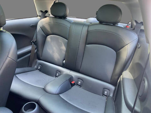 2017 MINI Hardtop 2 Door Cooper