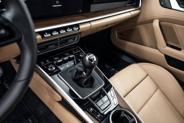 2024 Porsche 911 Carrera 4S