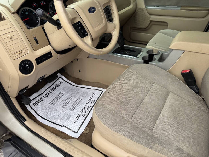 2011 Ford Escape XLT