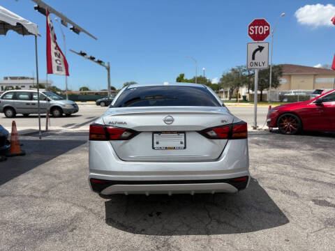 2023 Nissan Altima 2.5 SV