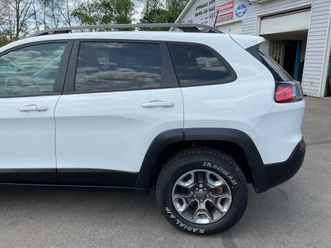 2019 Jeep Cherokee Trailhawk