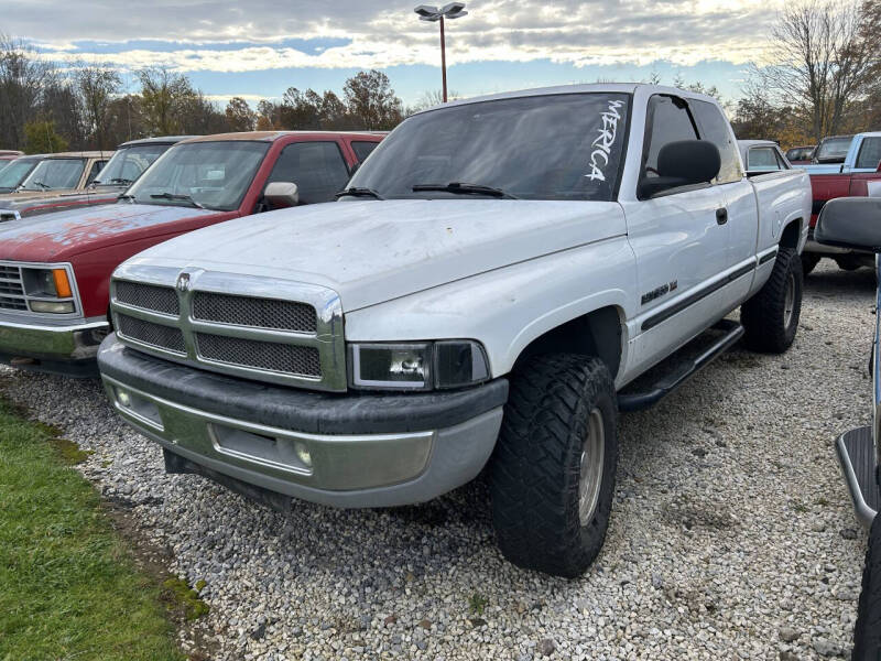 1998 Dodge Ram Pickup ST's photo