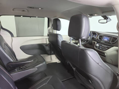 2019 Chrysler Pacifica Touring L