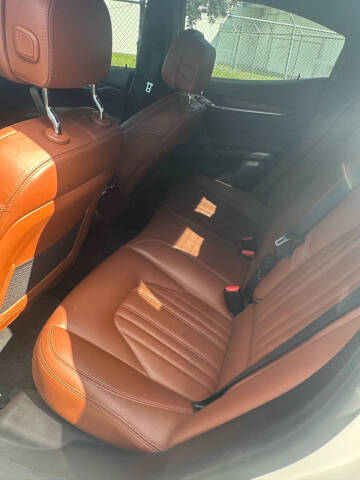 2017 Maserati Ghibli