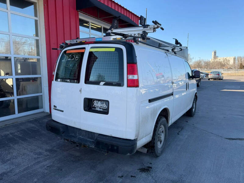 2021 Chevrolet Express 2500