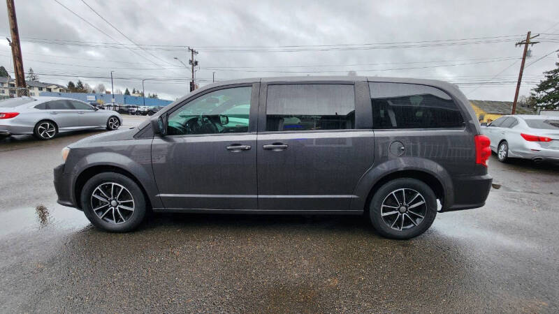 2018 Dodge Grand Caravan SE Plus