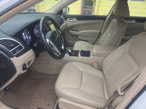 2012 Chrysler 300 Limited