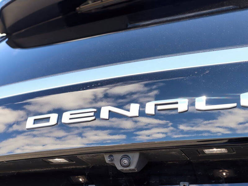 2025 GMC Yukon XL Denali