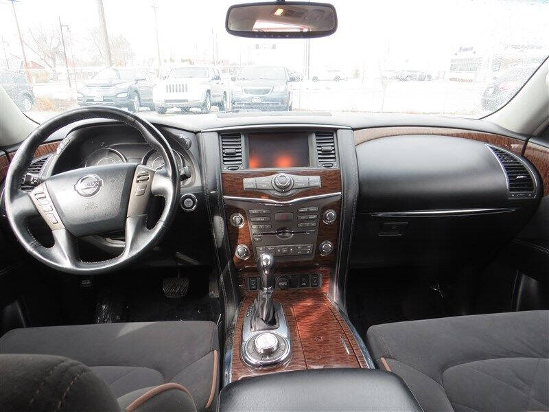 2017 Nissan Armada SV