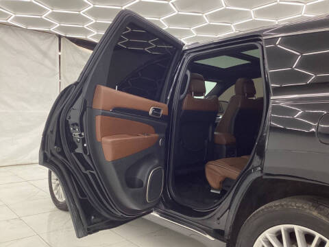 2017 Jeep Grand Cherokee Summit