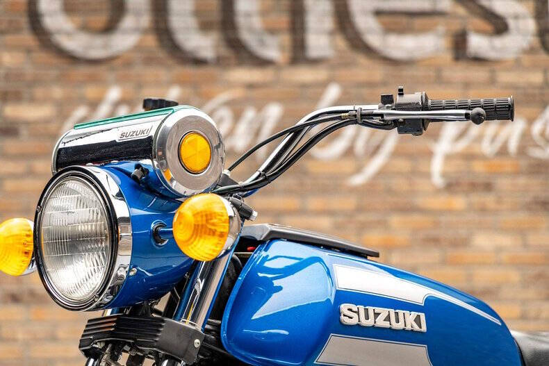 1975 Suzuki RE5